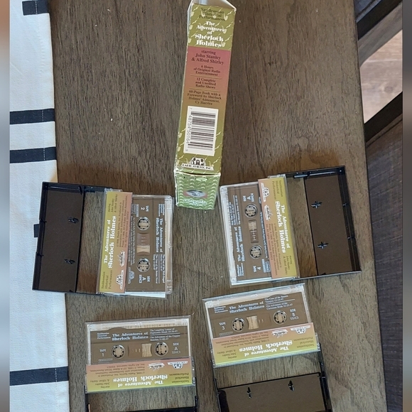 Adventures of Sherlock Holmes Original Radio Entertainment 4 Cassettes Unedited - Picture 2 of 7